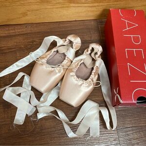 Sewn and modified Capezio Ava UNWORN